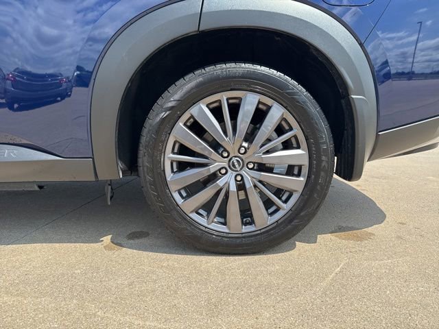 Used 2023 Nissan Pathfinder SL w/ SL Premium Package FWD image 12