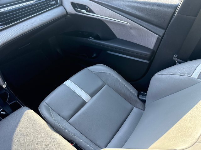Used 2025 Toyota Camry SE w/ Multimedia Upgrade Package FWD image 15