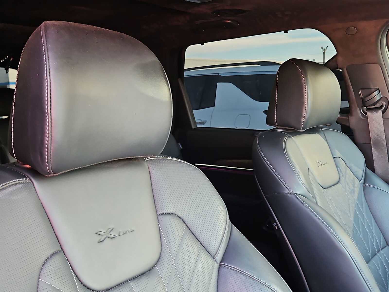 Used 2025 Kia Telluride SX Prestige X-Line image 17