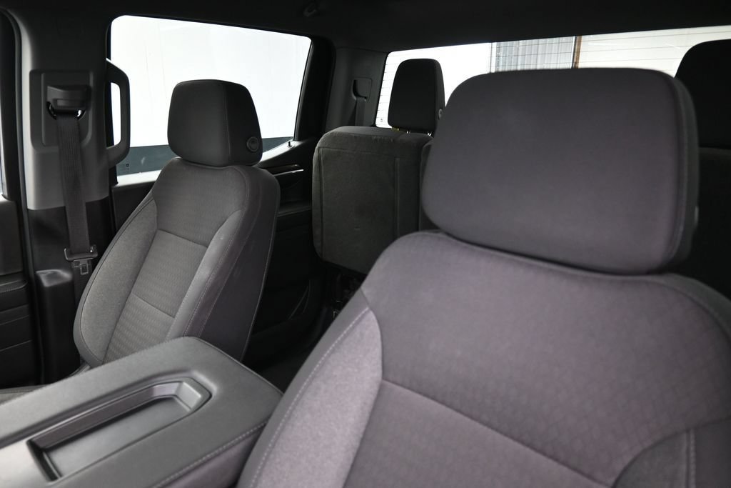 Used 2023 Chevrolet Silverado 1500 LT AWD/4WD image 14