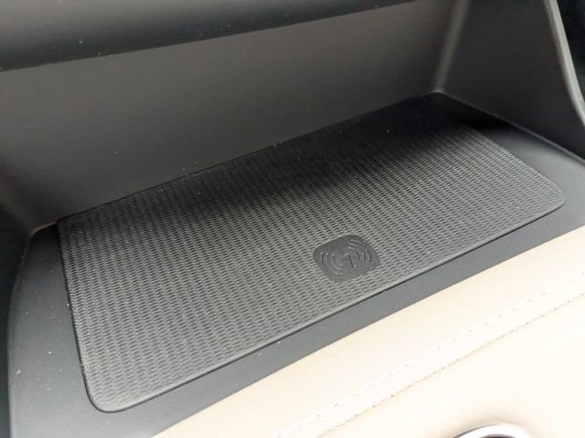 New 2025 Volvo XC90 B5 Plus w/ Protection Package Premier image 30