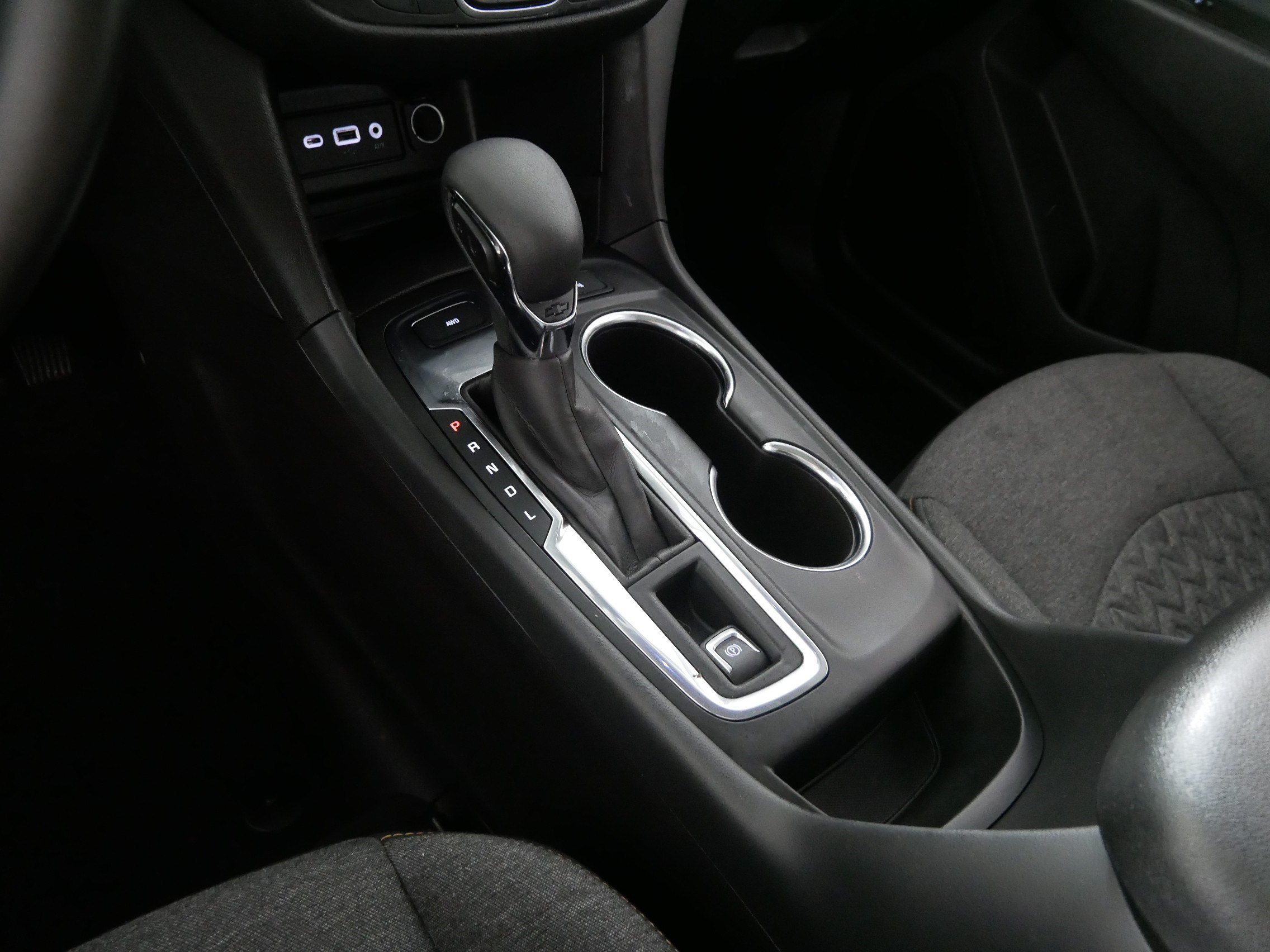Used 2024 Chevrolet Equinox LT AWD/4WD image 24