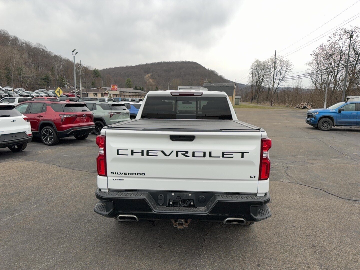 Used 2021 Chevrolet Silverado 1500 LT Trail Boss w/ Convenience Package II AWD/4WD image 6