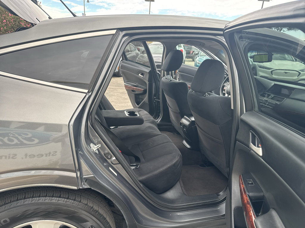 Used 2012 Honda Crosstour EX image 19