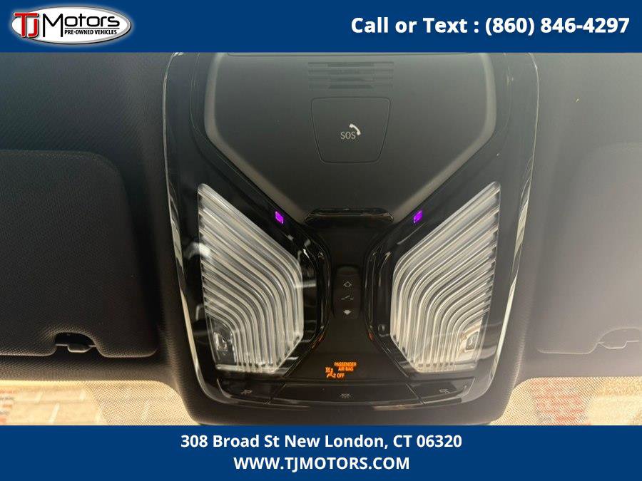 Used 2018 BMW 530i xDrive w/ Premium Package image 21