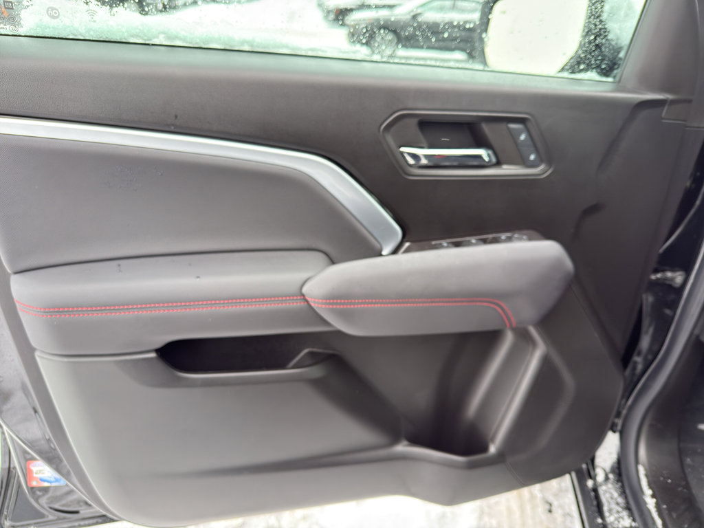 Used 2024 Chevrolet Colorado Z71 w/ Z71 Convenience Package 2 image 13