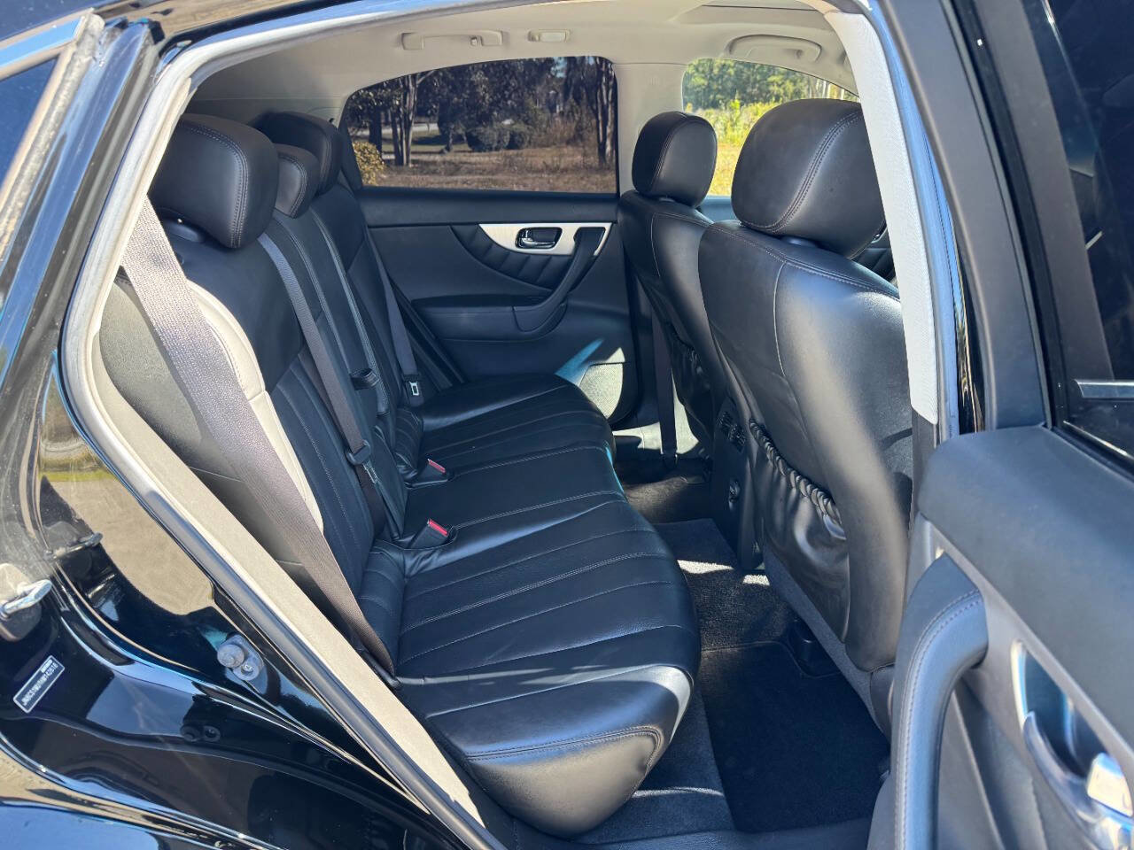 Used 2017 INFINITI QX70 2WD image 14