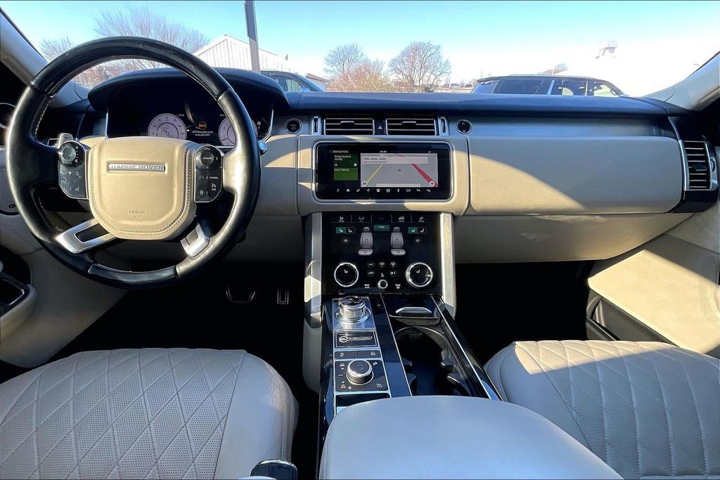 Used 2021 Land Rover Range Rover SV Autobiography Dynamic image 9