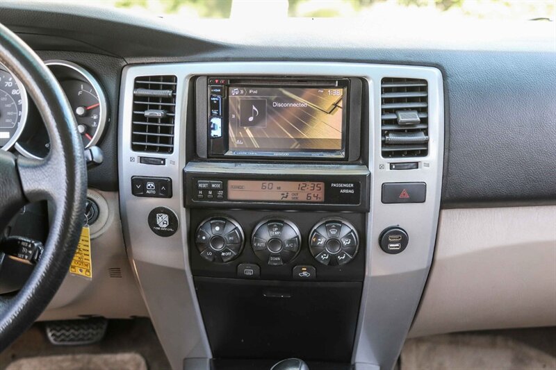 Used 2006 Toyota 4Runner SR5 RWD image 57
