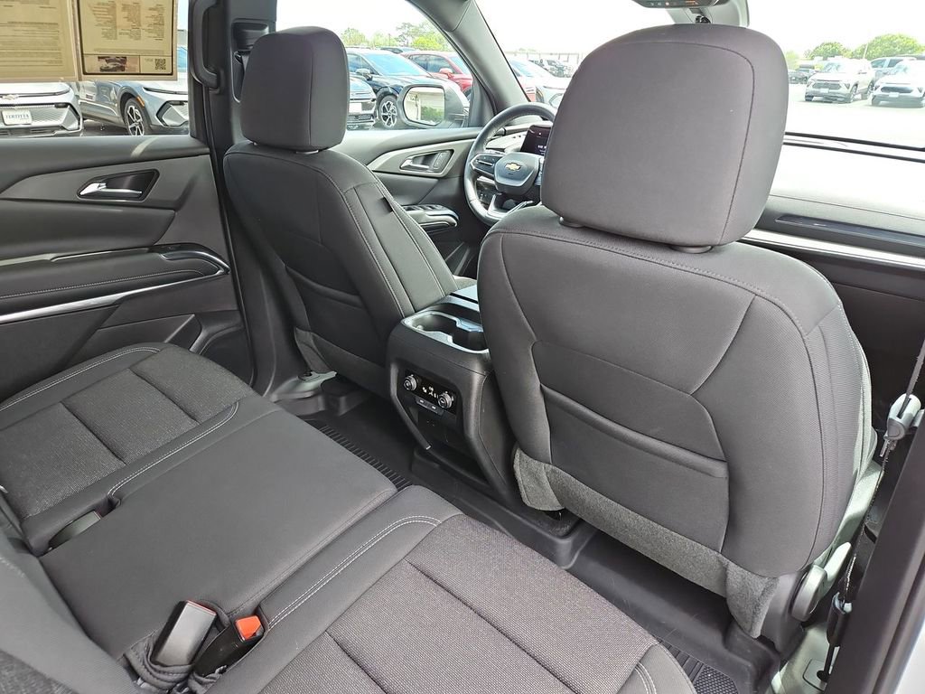 Certified 2024 Chevrolet Traverse LS w/ LPO, Floor Liner Package FWD image 21
