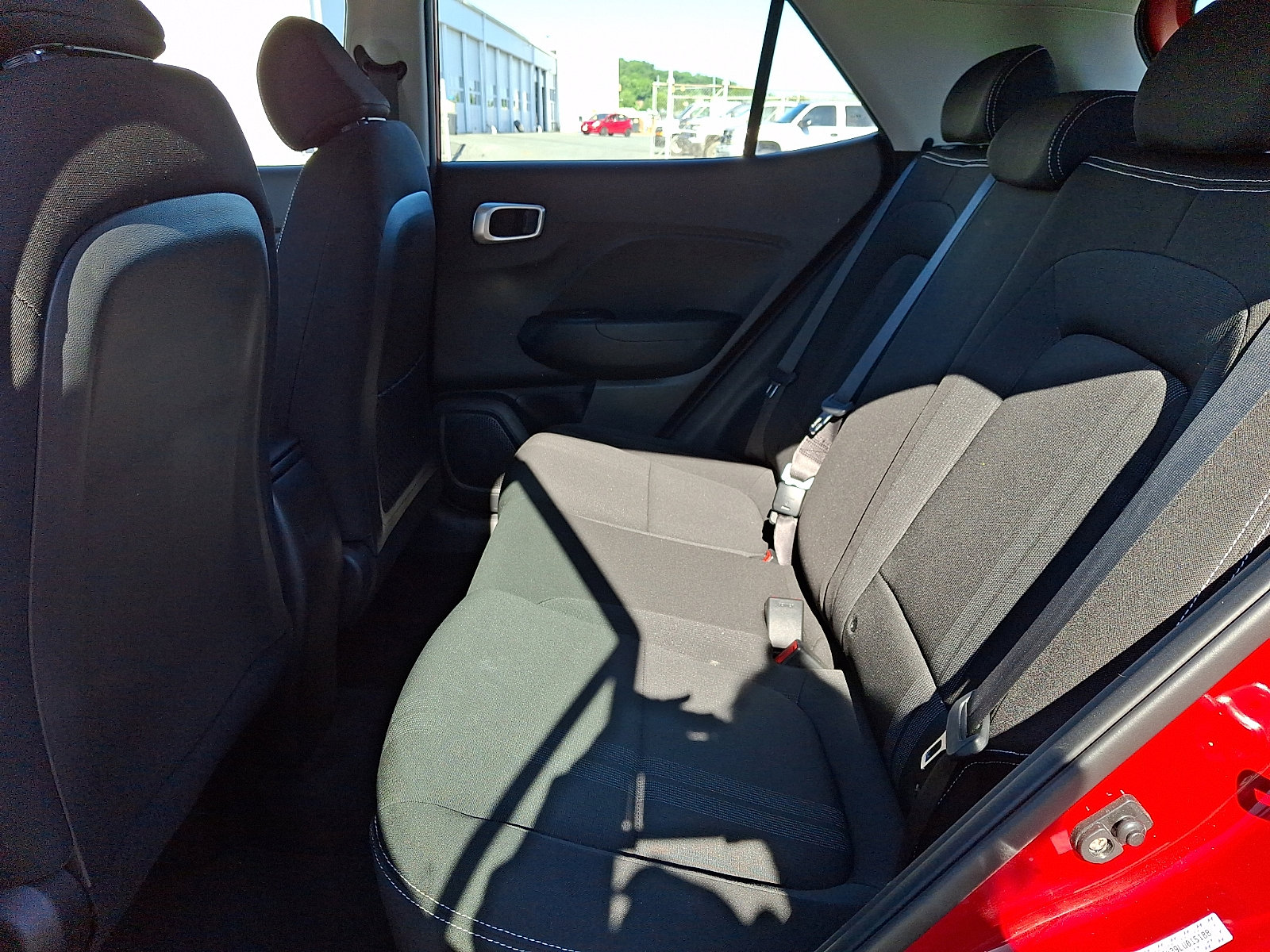 Used 2020 Hyundai Venue SEL w/ Convenience Package FWD image 10