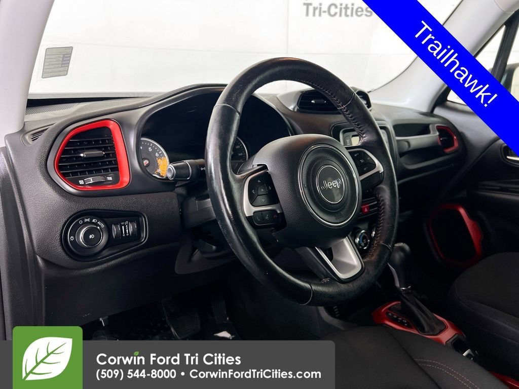 Used 2017 Jeep Renegade Trailhawk w/ Cold Weather Group II AWD/4WD image 3