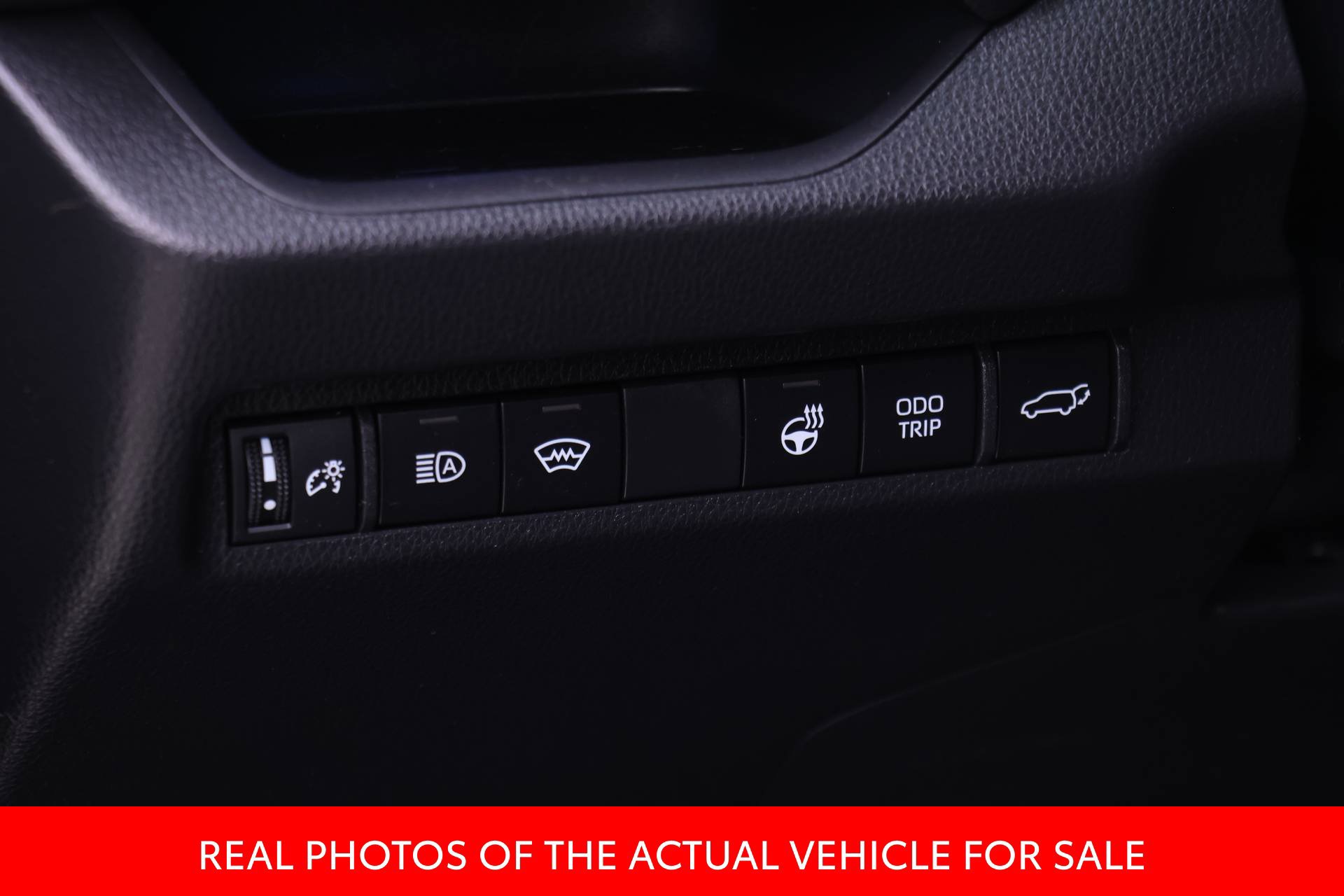 Certified 2025 Toyota RAV4 XSE w/ Weather Package AWD/4WD image 15