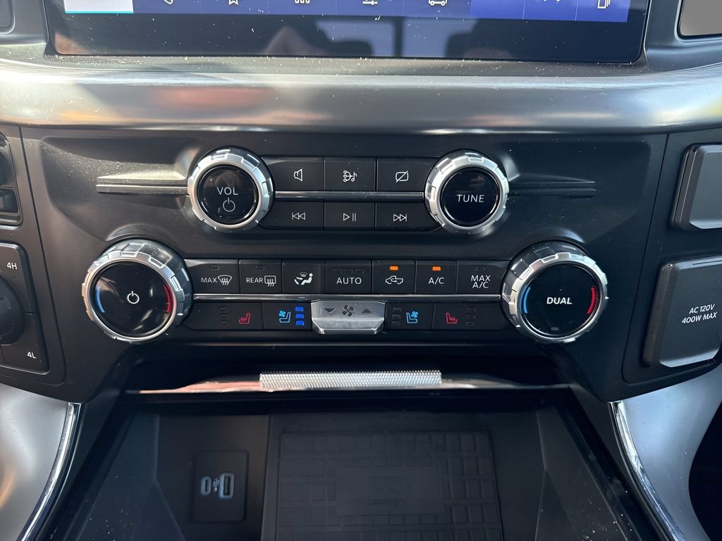 Used 2022 Ford F150 Lariat w/ Trailer Tow Package AWD/4WD image 18