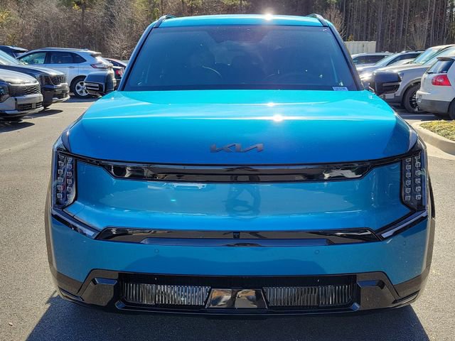 New 2026 Kia EV9 Land w/ Nightfall Edition Package image 2