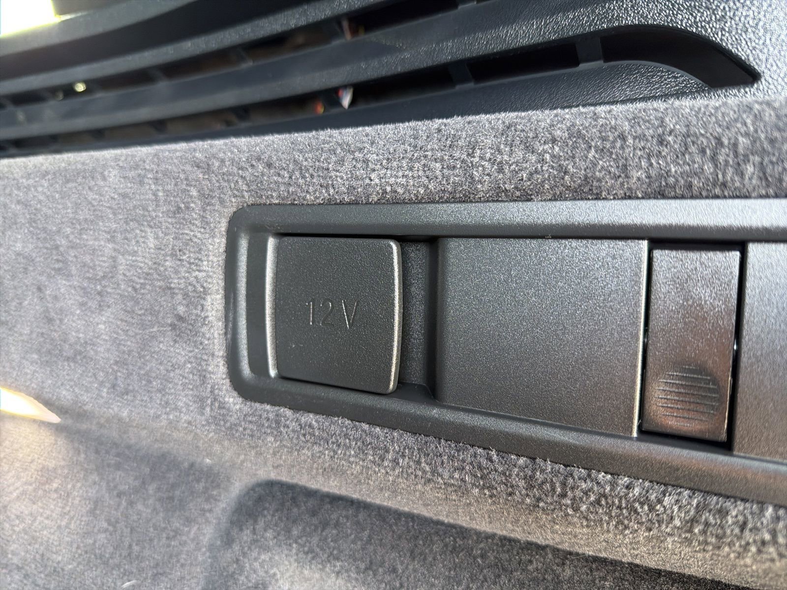 Used 2024 BMW X5 xDrive40i w/ Premium Package image 36