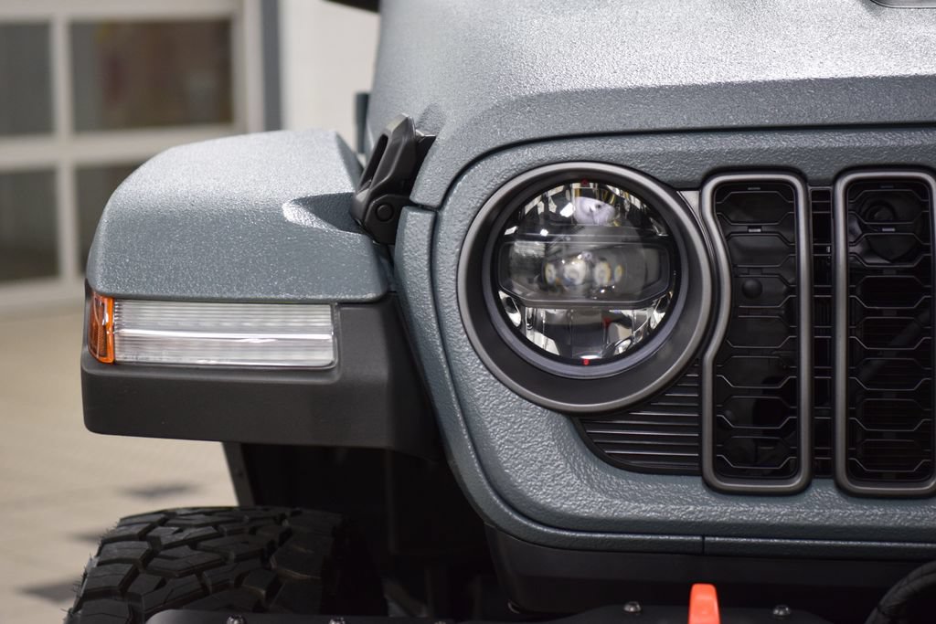 Used 2026 Jeep Gladiator Mojave AWD/4WD image 12