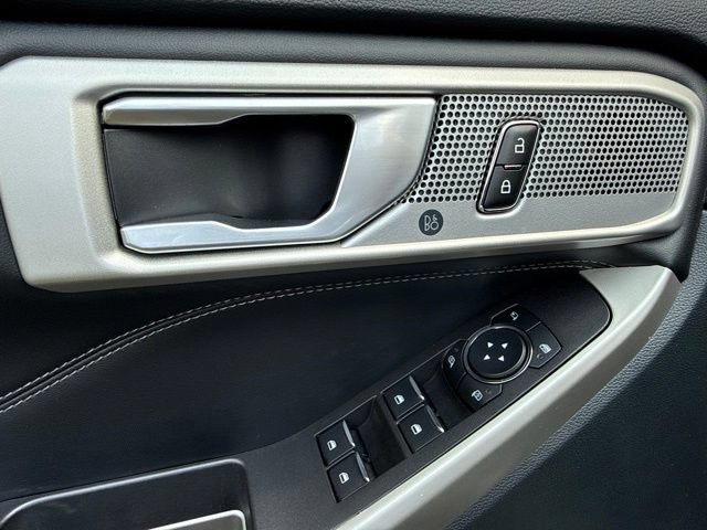 Used 2023 Ford Explorer XLT w/ Equipment Group 202A AWD/4WD image 50