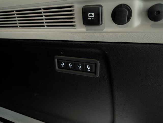 Used 2024 Jeep Wagoneer L Series III w/ Premium Group I image 26