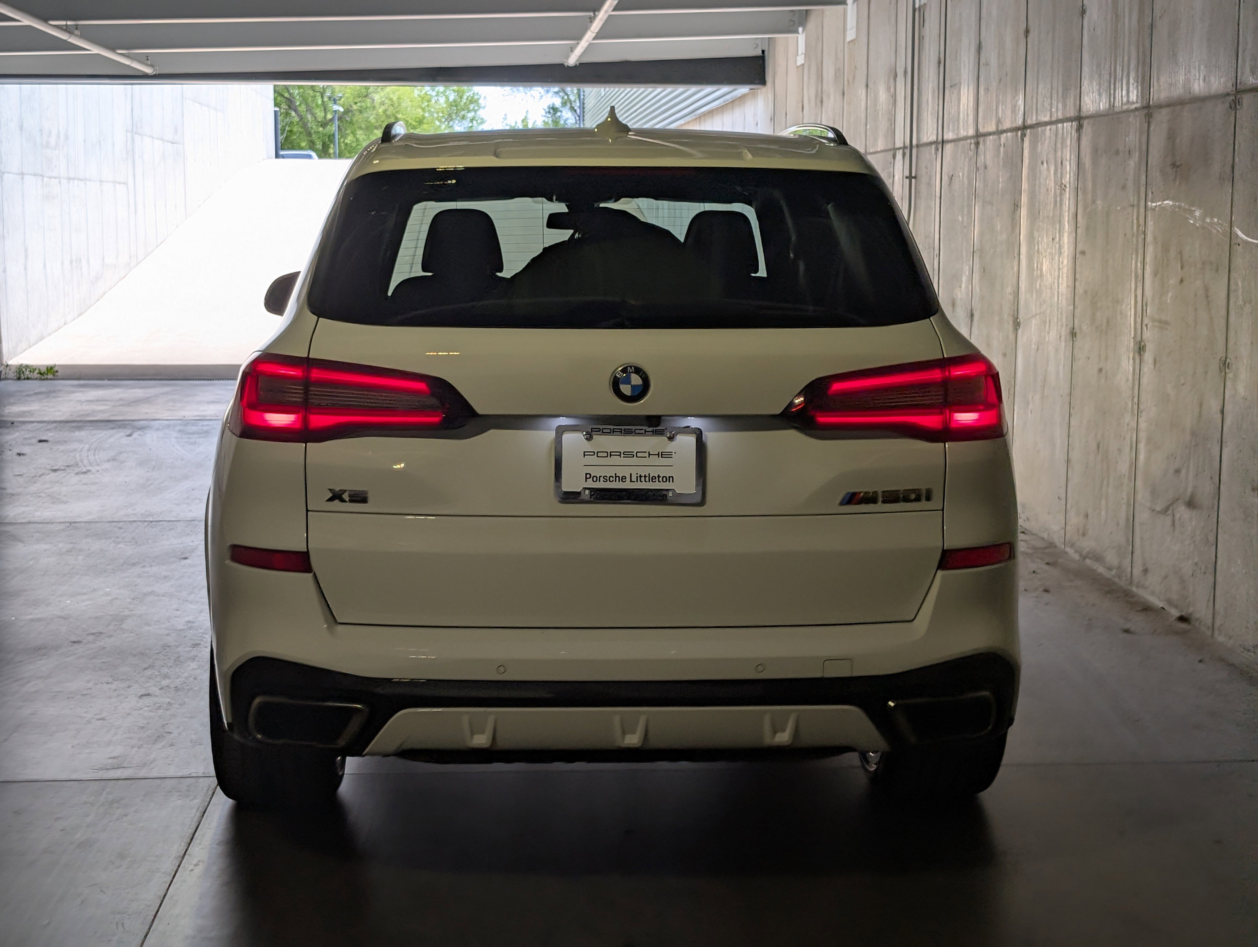 Used 2021 BMW X5 M50i w/ Executive Package AWD/4WD image 9