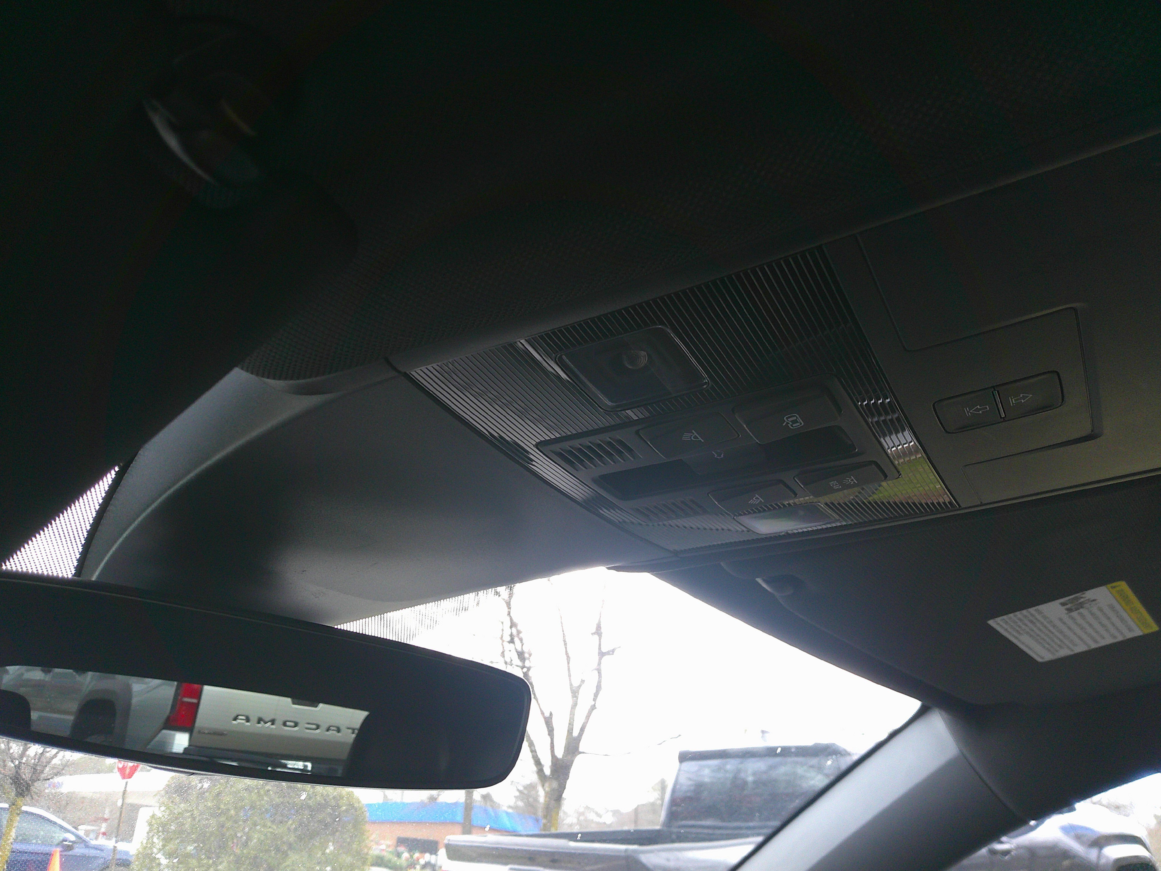 Used 2020 Volkswagen Atlas Cross Sport SEL Premium image 27