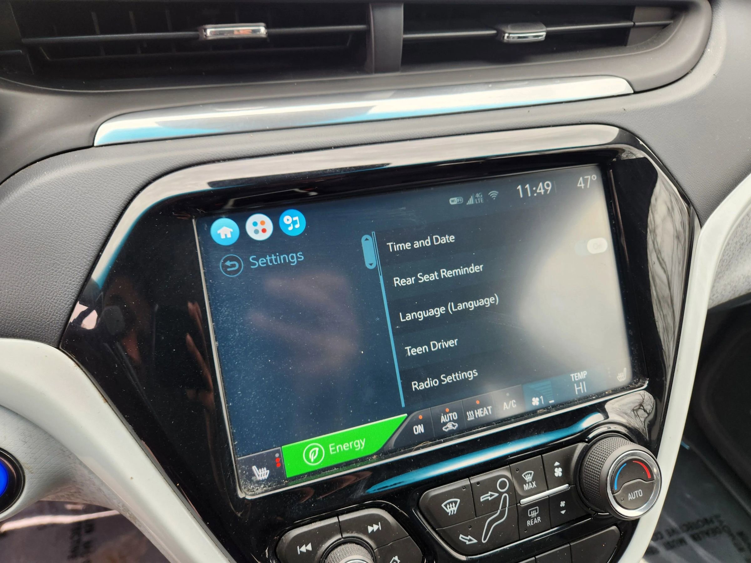 Used 2019 Chevrolet Bolt Premier w/ Infotainment Package image 25