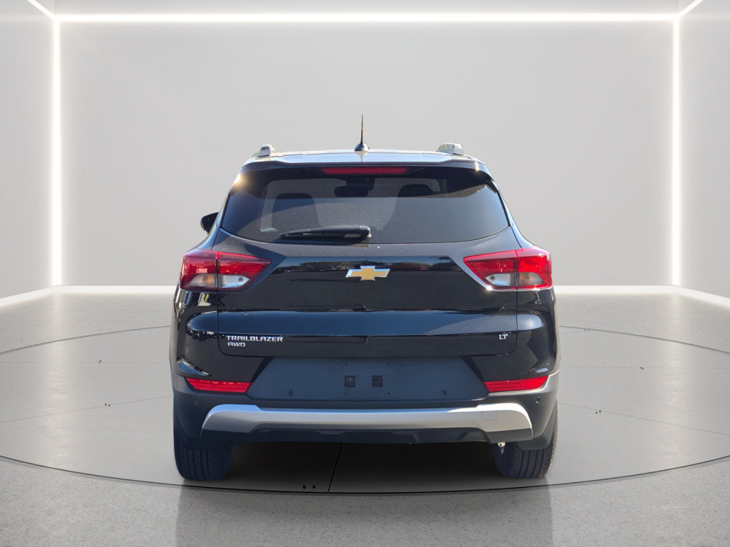 Used 2024 Chevrolet TrailBlazer LT w/ Convenience Package AWD/4WD image 16