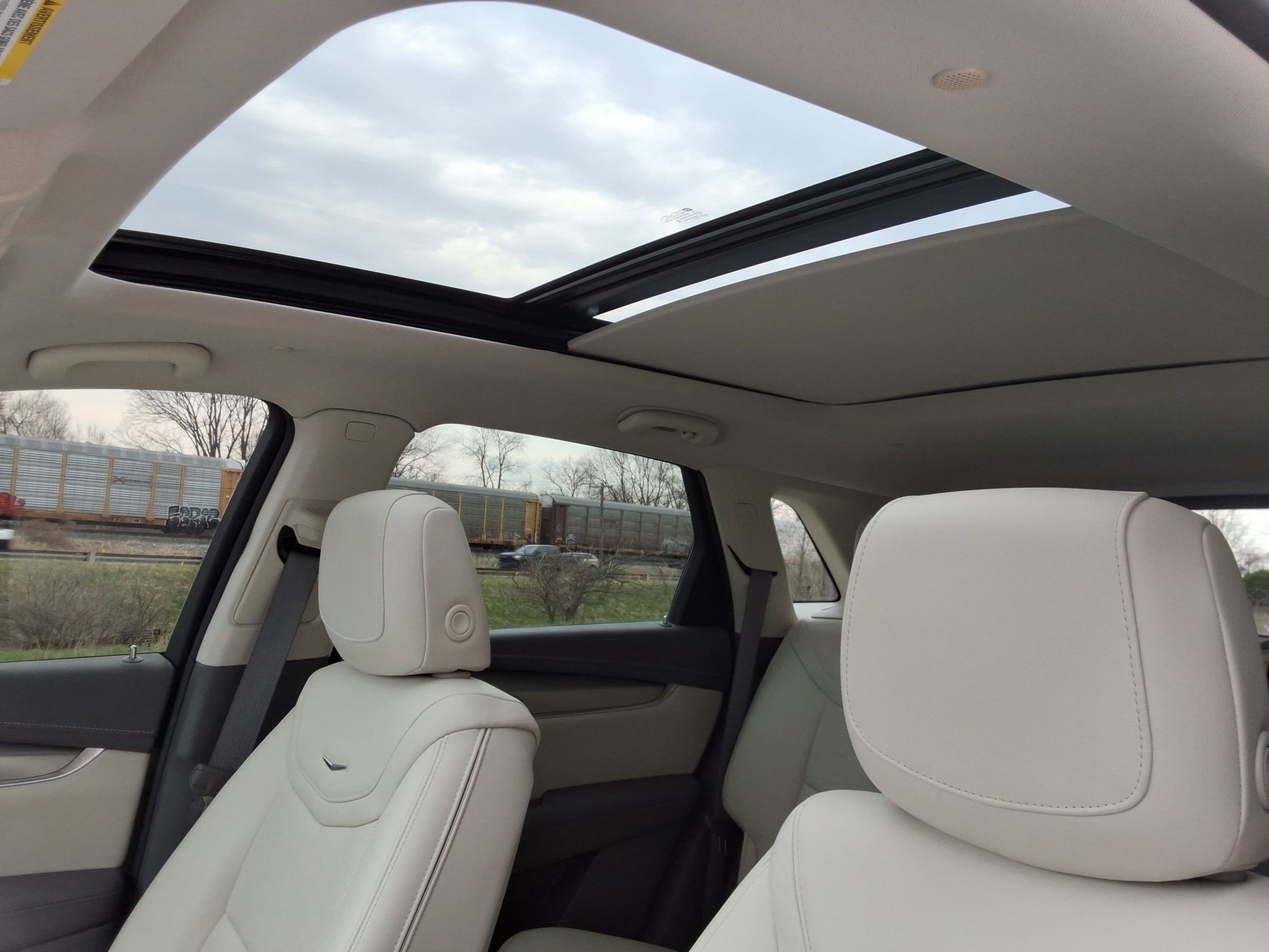 Used 2025 Cadillac XT5 Premium Luxury w/ Technology Package image 25