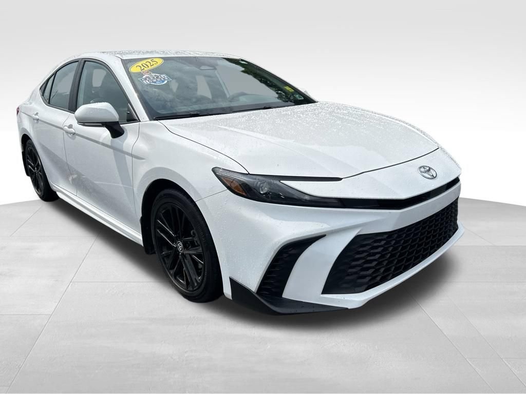 Certified 2025 Toyota Camry SE w/ Convenience Package FWD image 7
