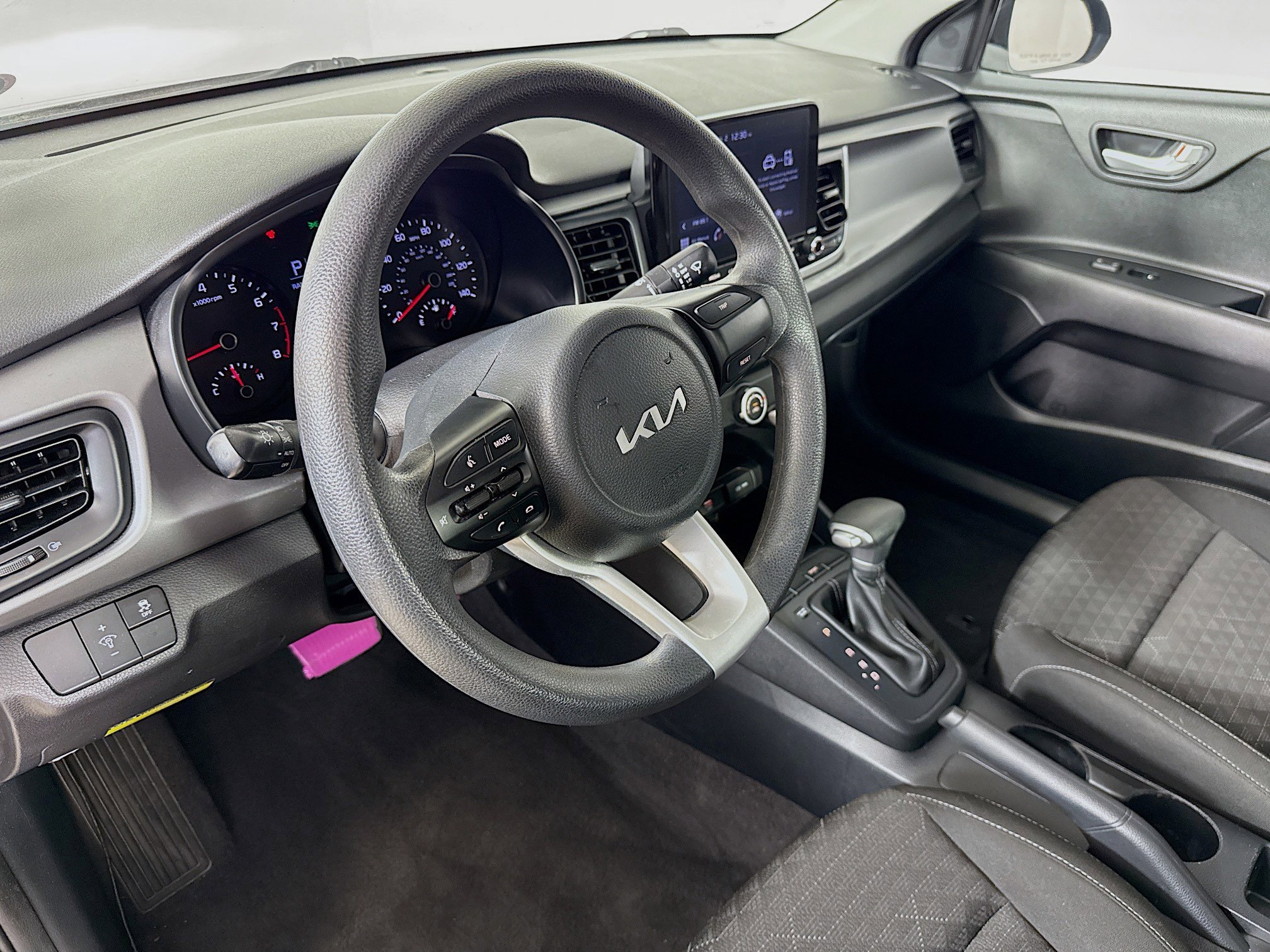 Used 2023 Kia Rio LX image 8