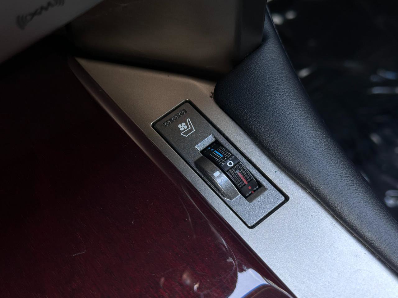 Used 2019 Lexus GX 460 Premium AWD/4WD image 3