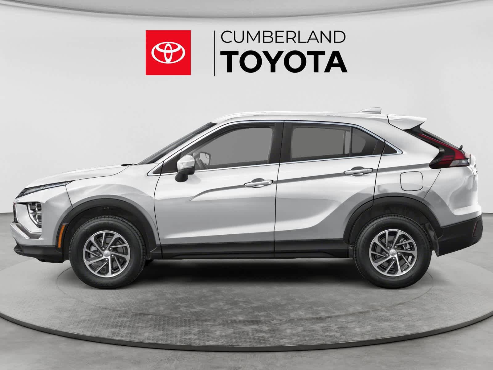 Used 2025 Mitsubishi Eclipse Cross ES AWD/4WD image 3
