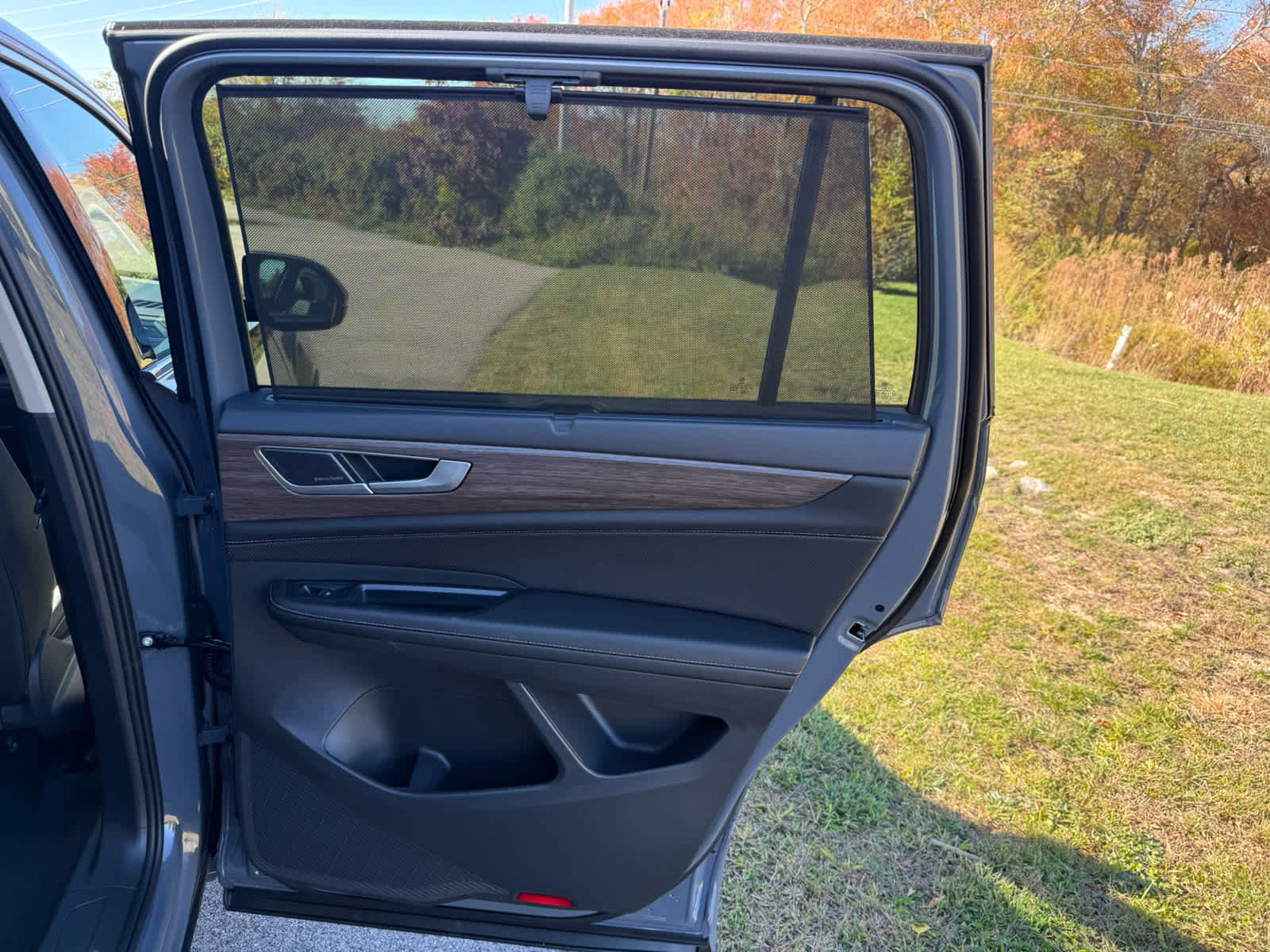 New 2026 Volkswagen Atlas SEL Premium R-Line image 11