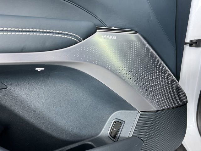 Certified 2025 Cadillac Lyriq Sport w/ Nappa Leather Package image 25