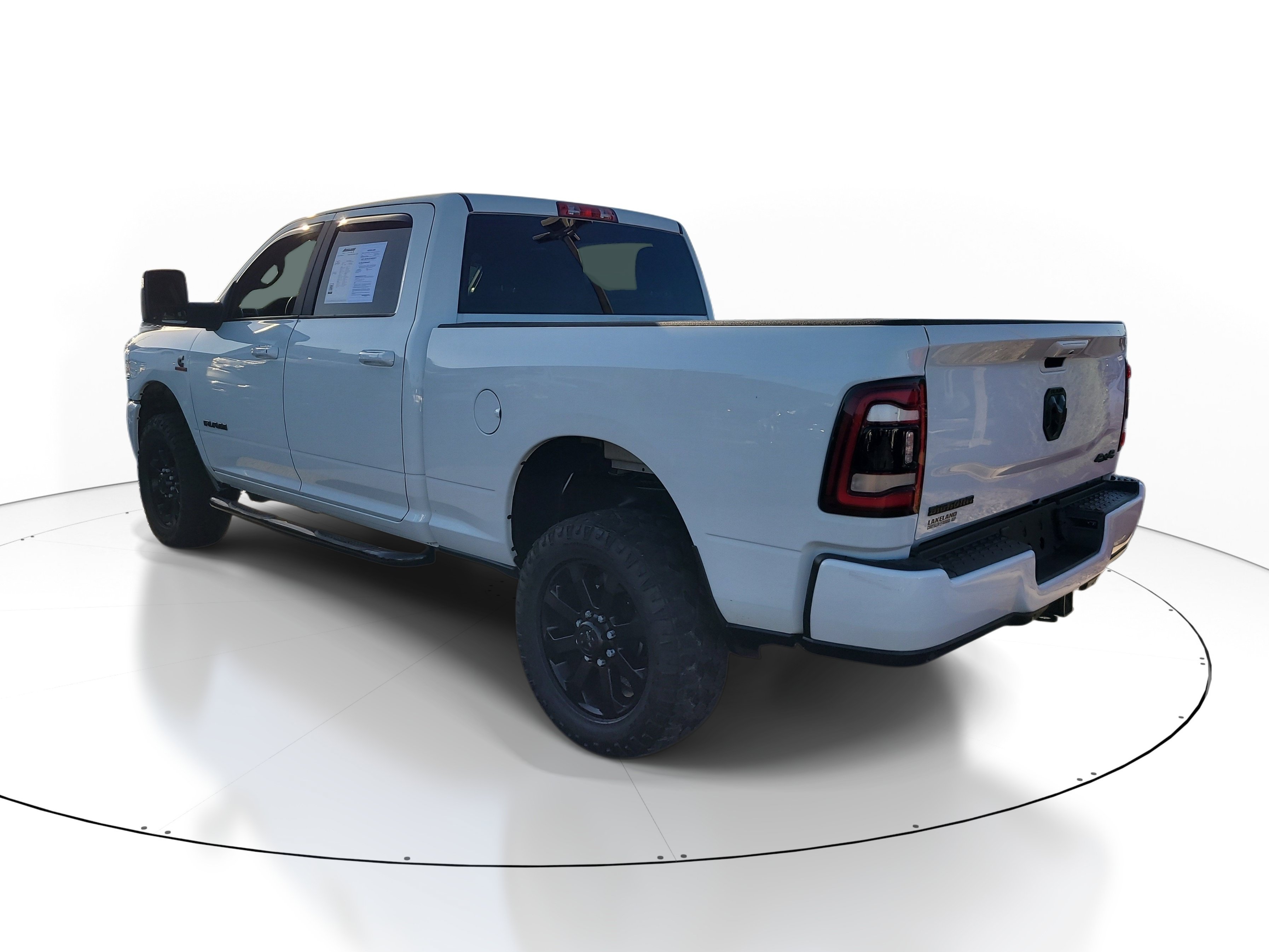 Used 2024 RAM 2500 Big Horn w/ Night Edition AWD/4WD image 6