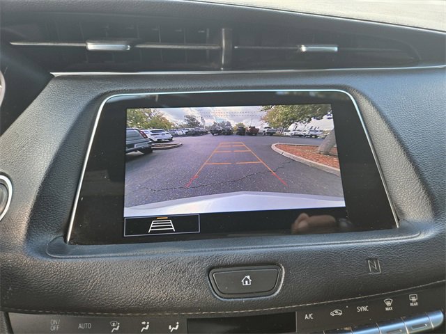 Used 2020 Cadillac XT4 Premium Luxury w/ Cold Weather Package image 10