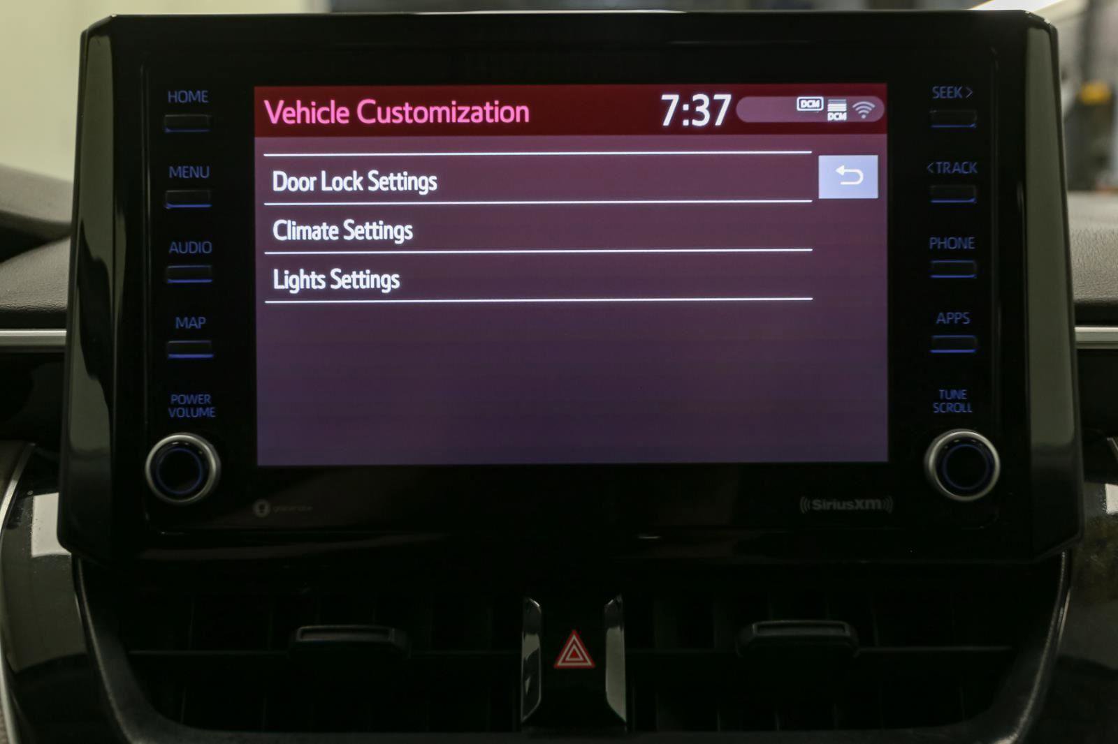 Used 2022 Toyota Corolla LE image 25