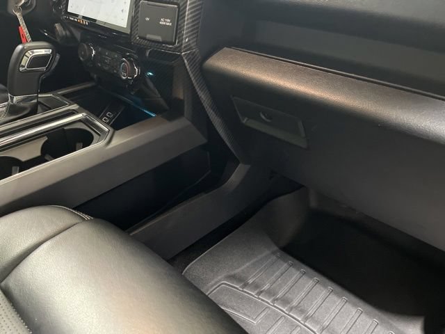Used 2019 Ford F150 XLT w/ Equipment Group 302A Luxury AWD/4WD image 35