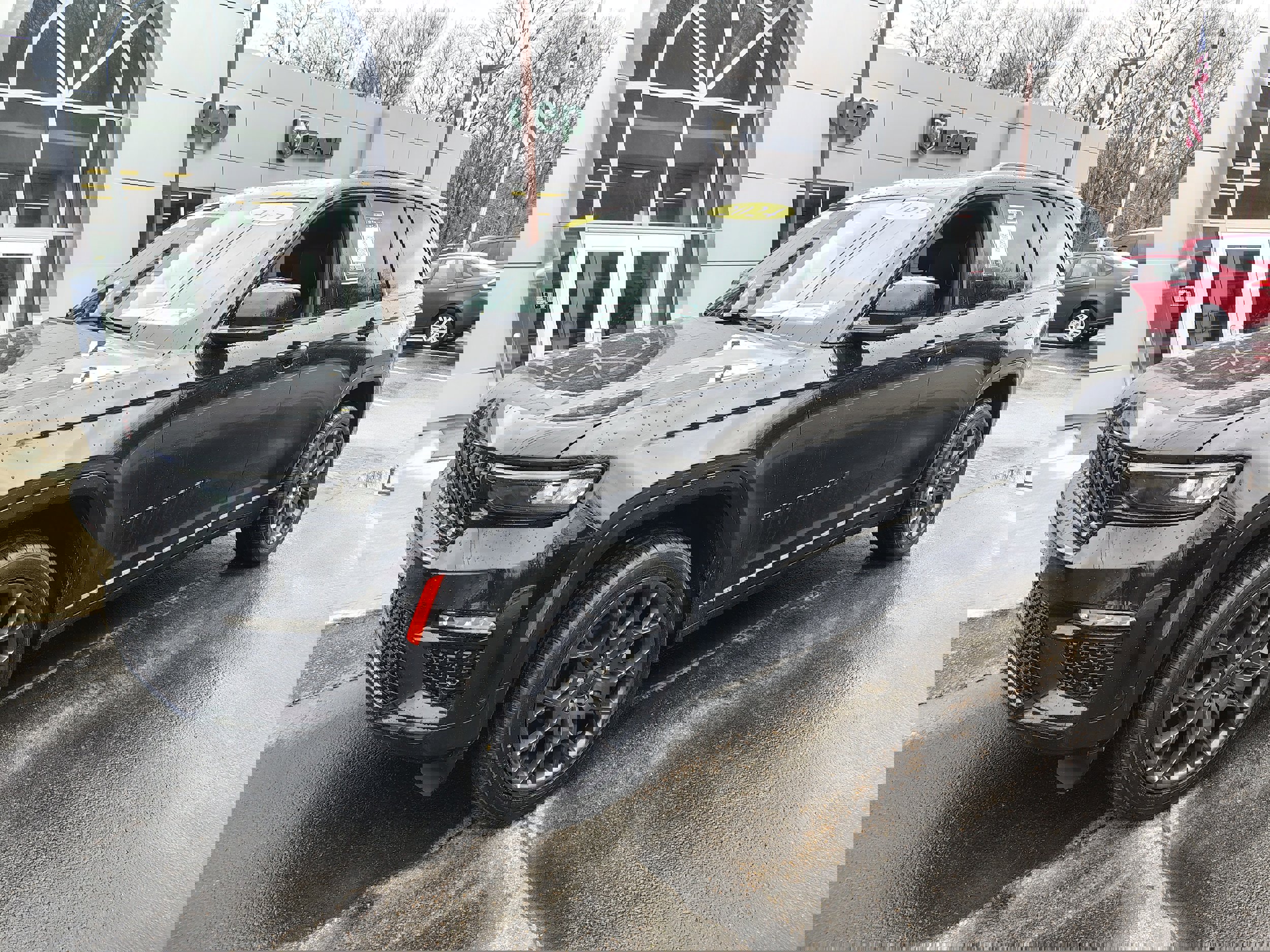 Certified 2024 Jeep Grand Cherokee Summit image 2