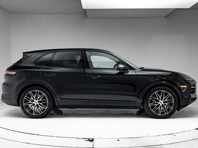 New 2026 Porsche Cayenne image 32