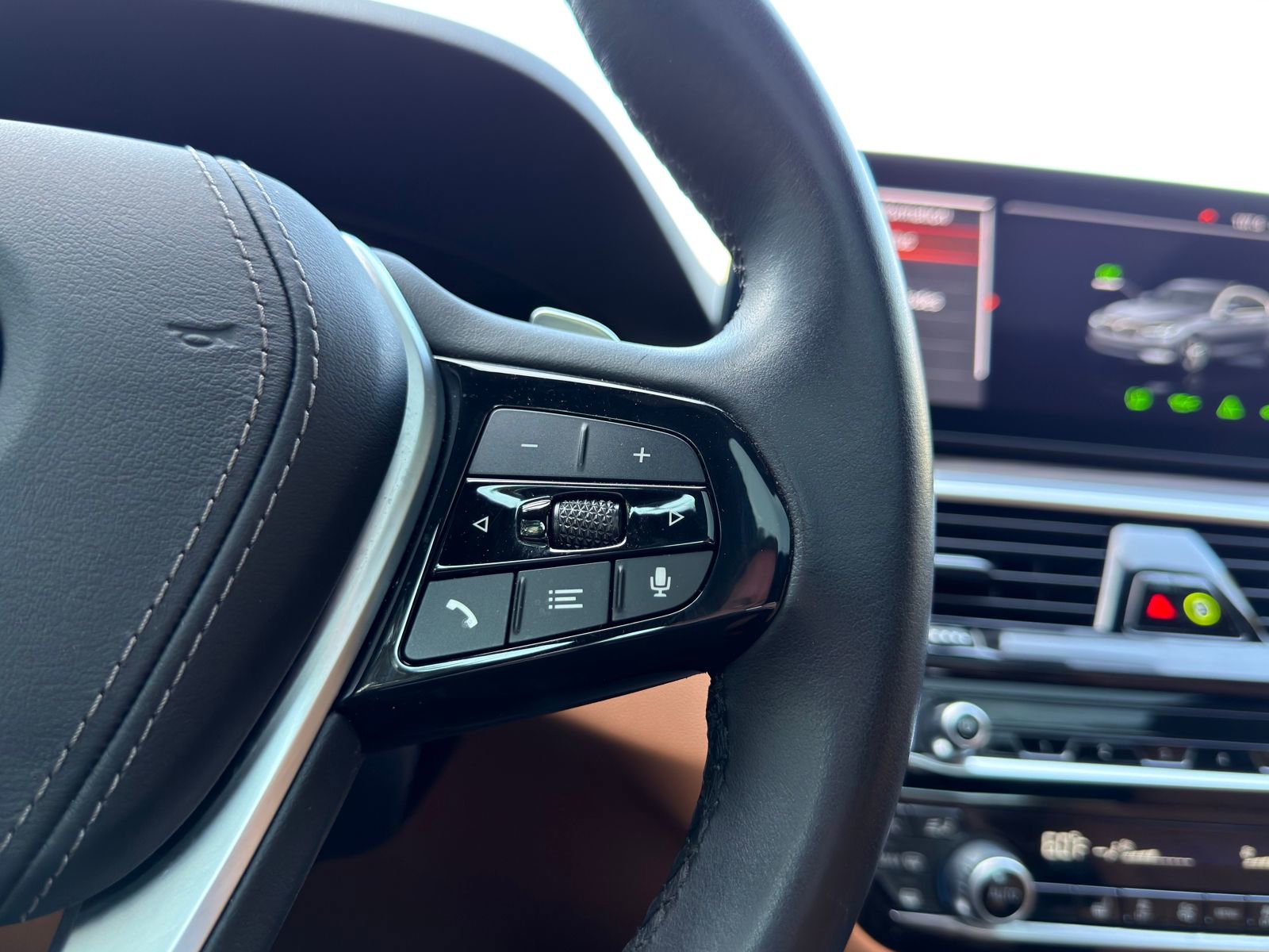 Certified 2023 BMW 540i w/ Premium Package image 23