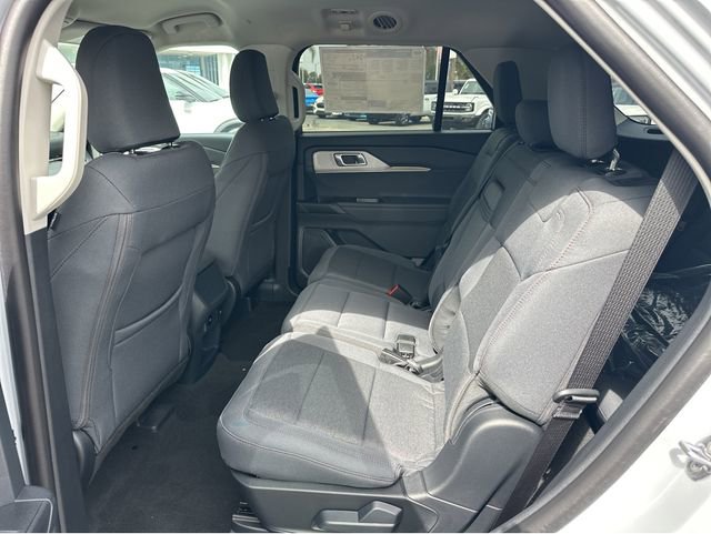 New 2026 Ford Explorer Active RWD image 18