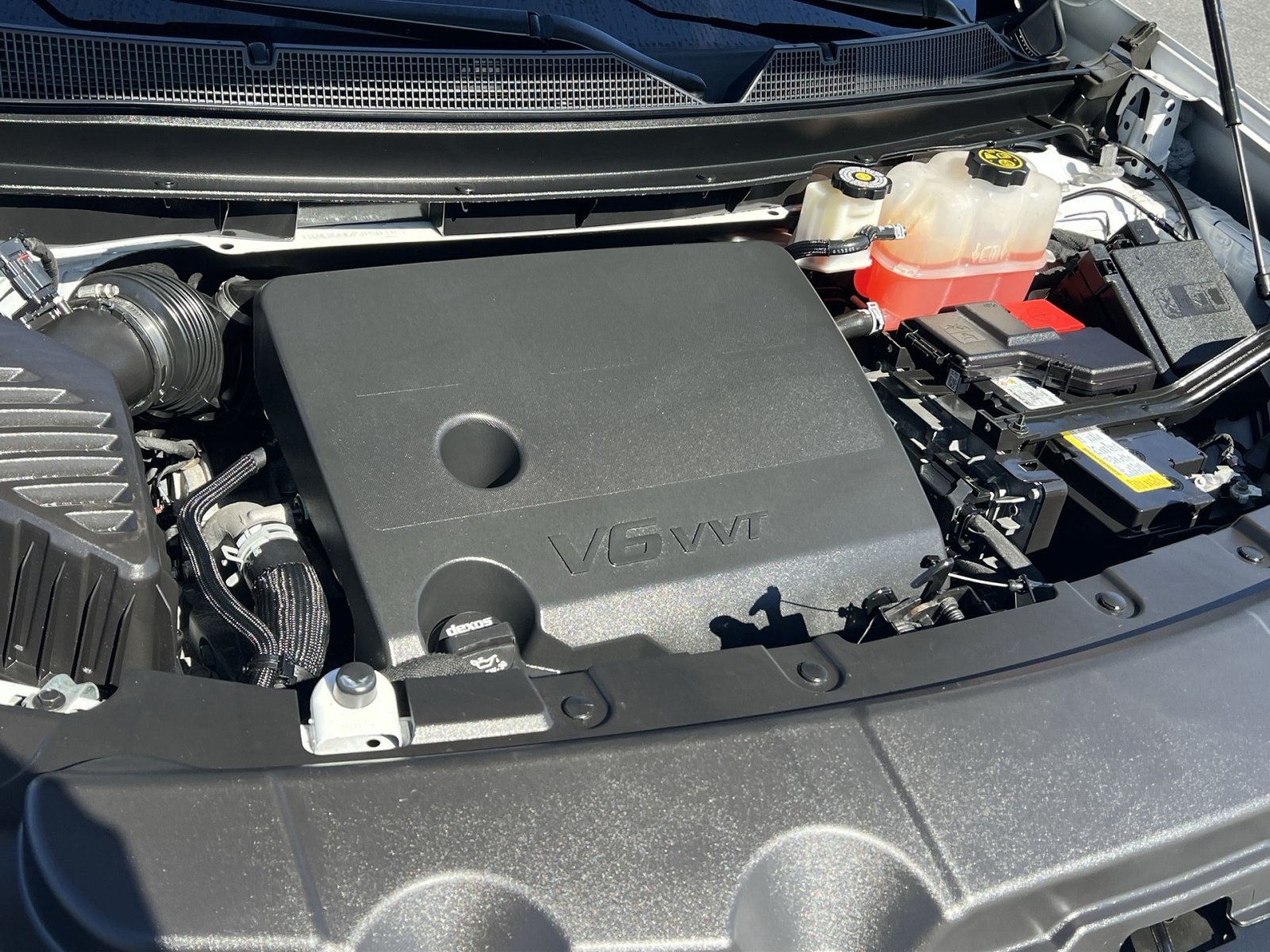Used 2023 Chevrolet Traverse LT FWD image 27
