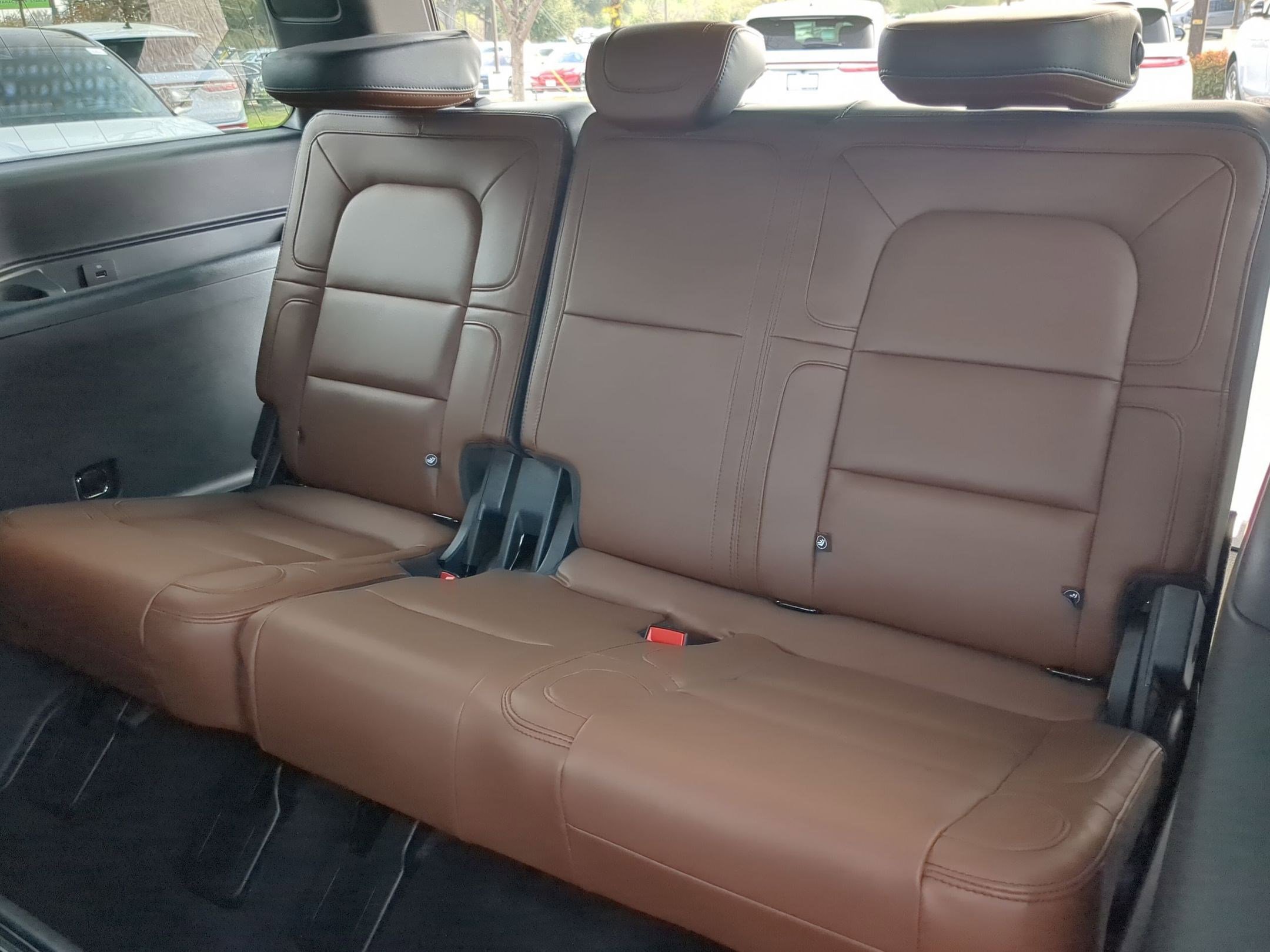 Used 2022 Lincoln Navigator Reserve image 23