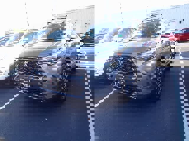 Certified 2024 Toyota Corolla Cross XLE