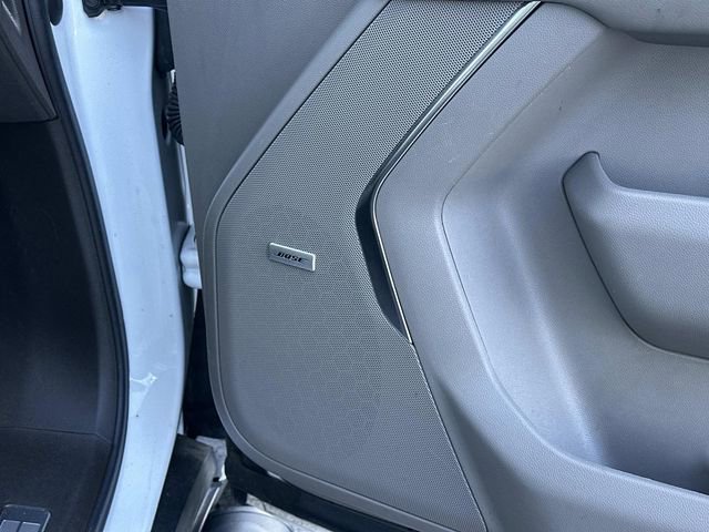 Used 2023 Chevrolet Tahoe Z71 w/ Luxury Package AWD/4WD image 10