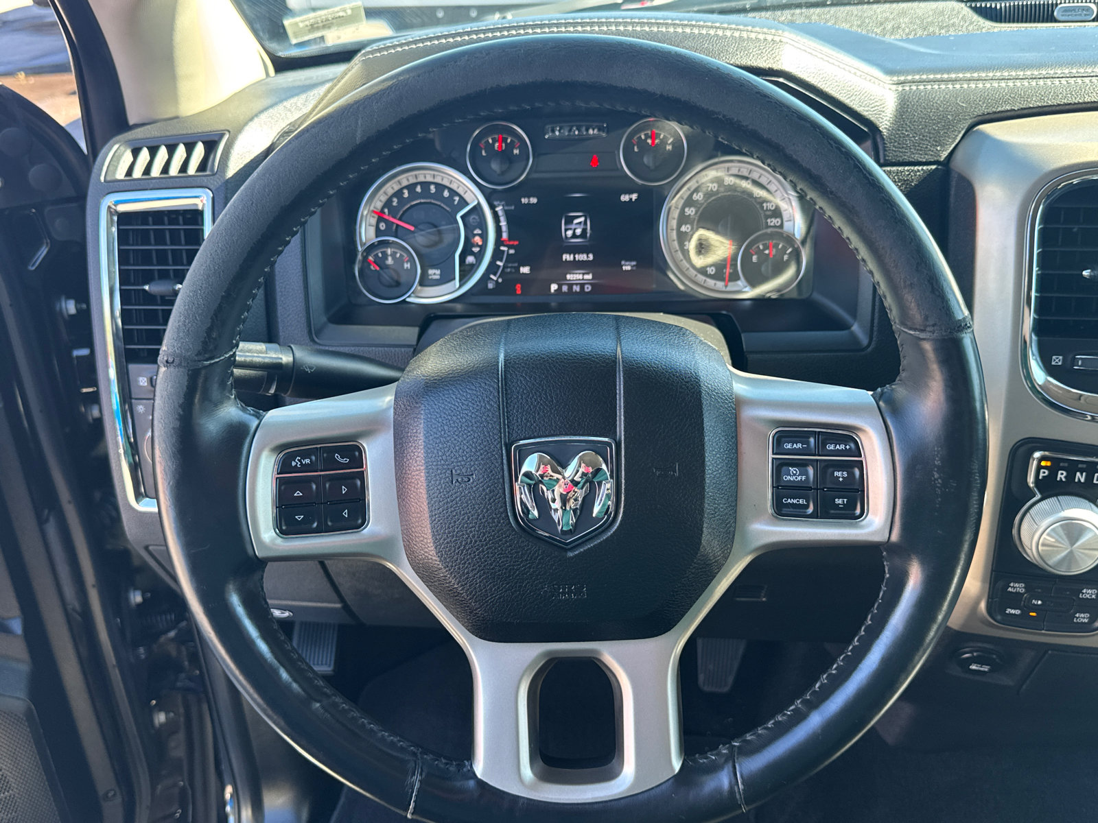 Used 2014 RAM 1500 Laramie w/ Convenience Group AWD/4WD image 15