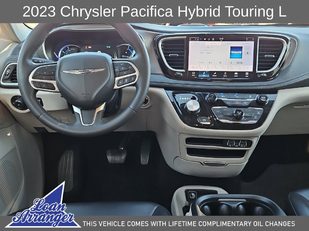 Used 2023 Chrysler Pacifica Touring-L FWD image 20