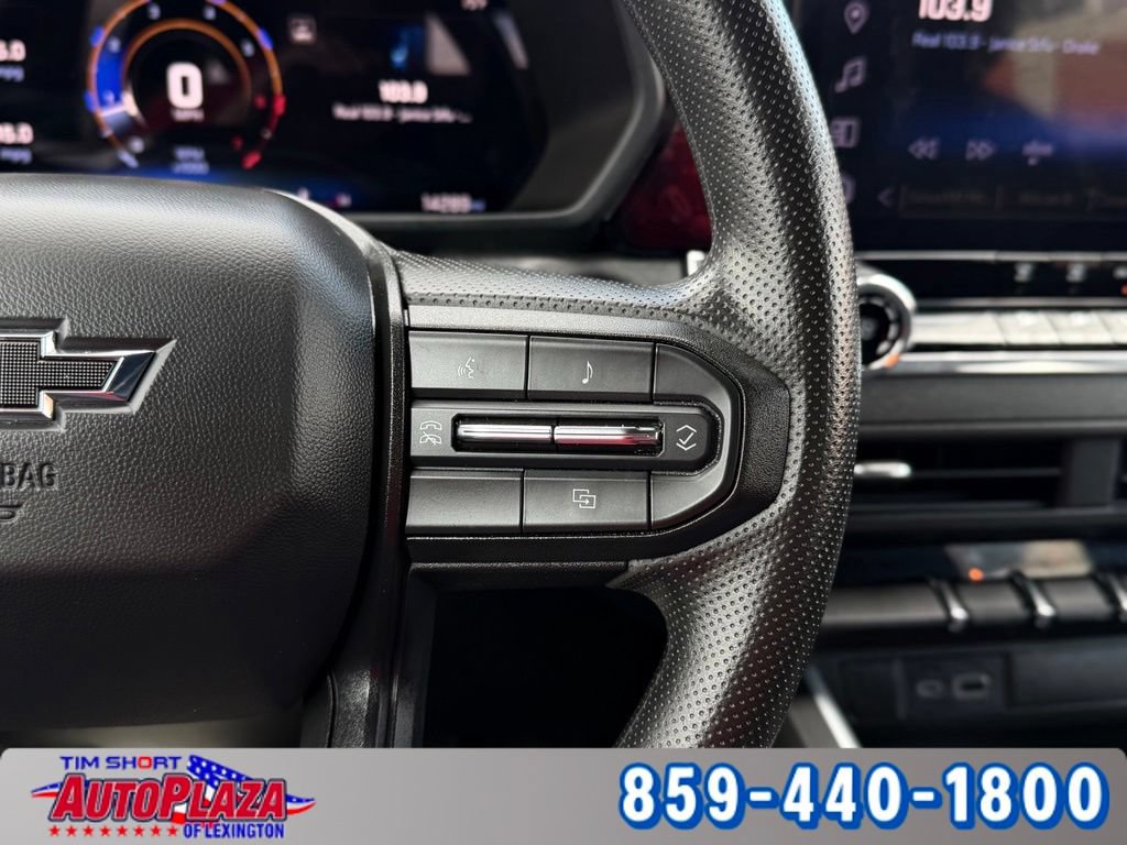Used 2024 Chevrolet Colorado Trail Boss w/ Advanced Trailering Package AWD/4WD image 17