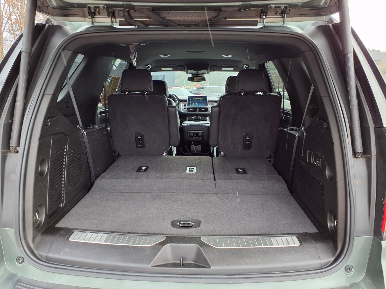 Used 2024 Chevrolet Tahoe Premier image 25